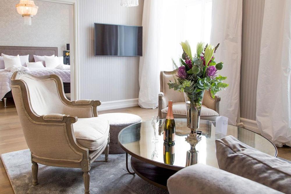 Continental Du Sud Hotel Истад Екстериор снимка
