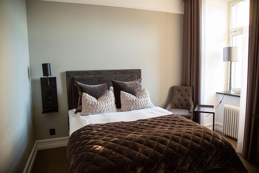 Continental Du Sud Hotel Истад Екстериор снимка